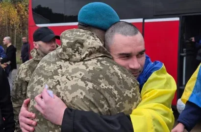 Повернення українських військових і цивільних із російського полону