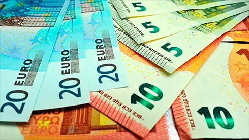 Заощадження українців в іноземній валюті зросли до найвищого рівня за п’ять кварталів