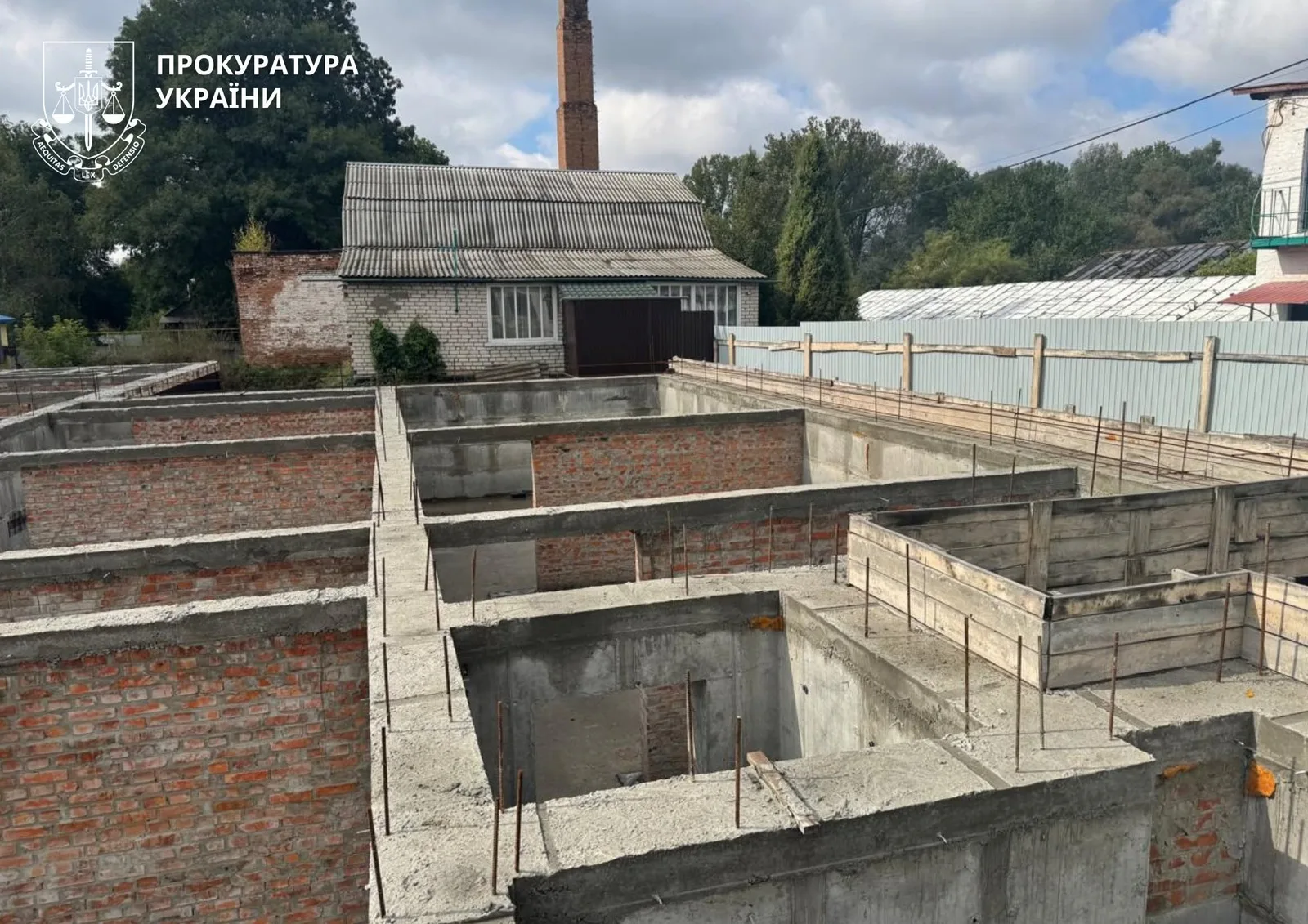 Стало відомо, з якого підрядника стягнули кошти за недобудоване укриття на Черкащині