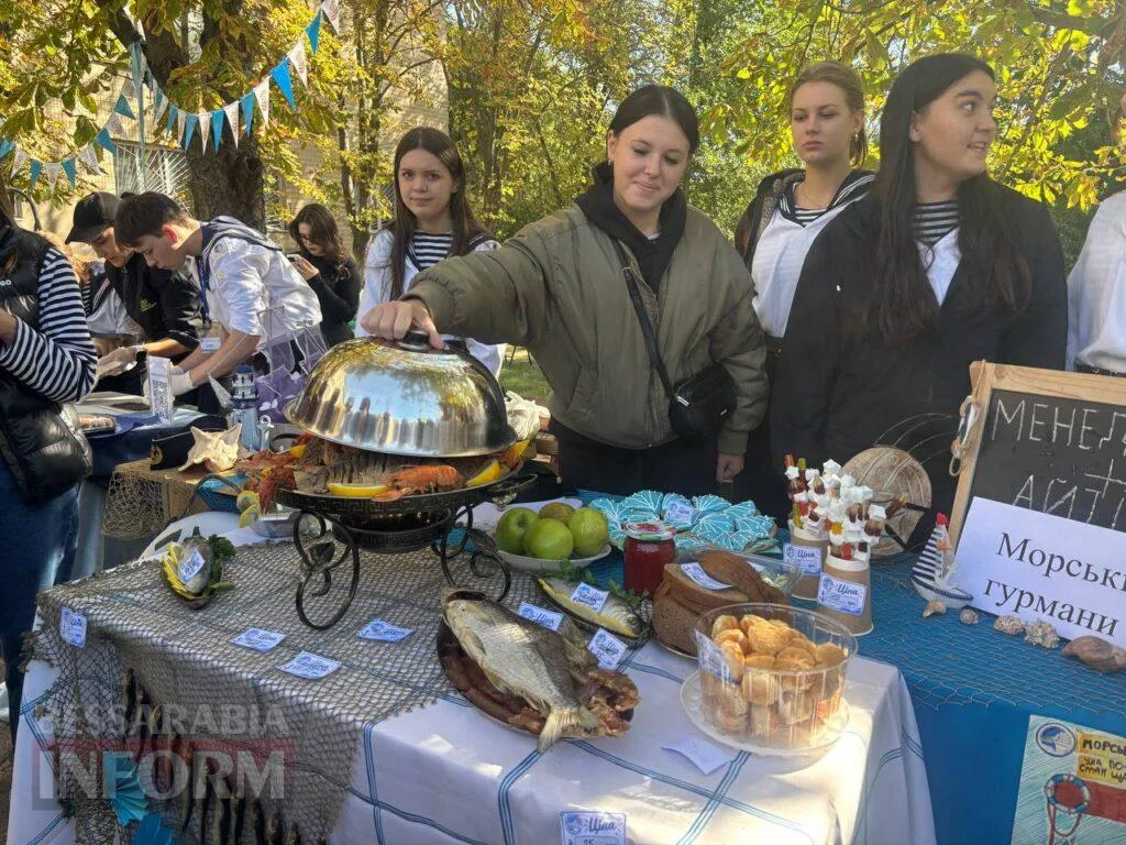 В Ізмаїлі відбувся колоритний благодійний фестиваль-ярмарок «Курсантська юшка»