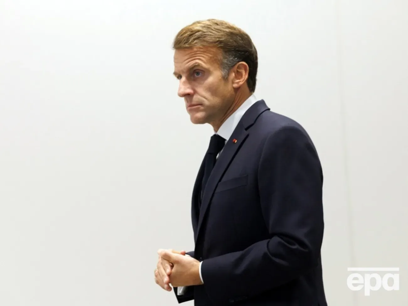 Макрон різко відповів Ле Пен на заяви про припинення допомоги Україні