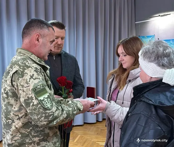Чотирьох Захисників з Нововолинської громади нагородили посмертно (фото)