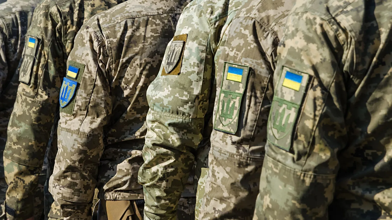 Массовое убийство украинских военных в Харьковской области: нападающего ищут