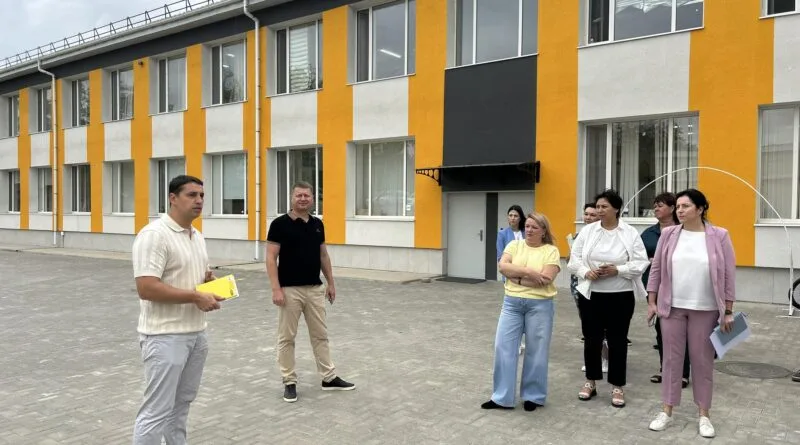 Новодолинська гімназія після утеплення та капітального ремонту
