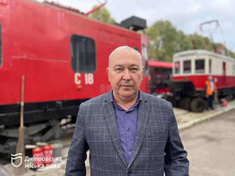 Понад тисячу тонн піску та 14 снігоприбиральних трамваїв: як у Дніпрі підготували електротранспорт до зими - 23.10.2026