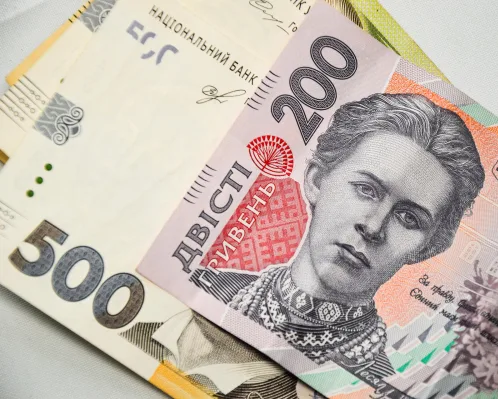Інфляція в Україні перевищила прогноз НБУ через російські атаки та подорожчання пального