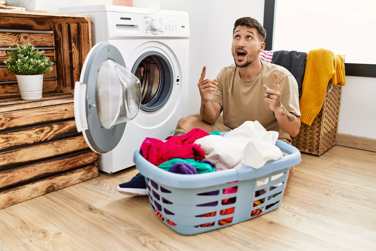 Как часто на самом деле стоит стирать одежду: ответ может удивить