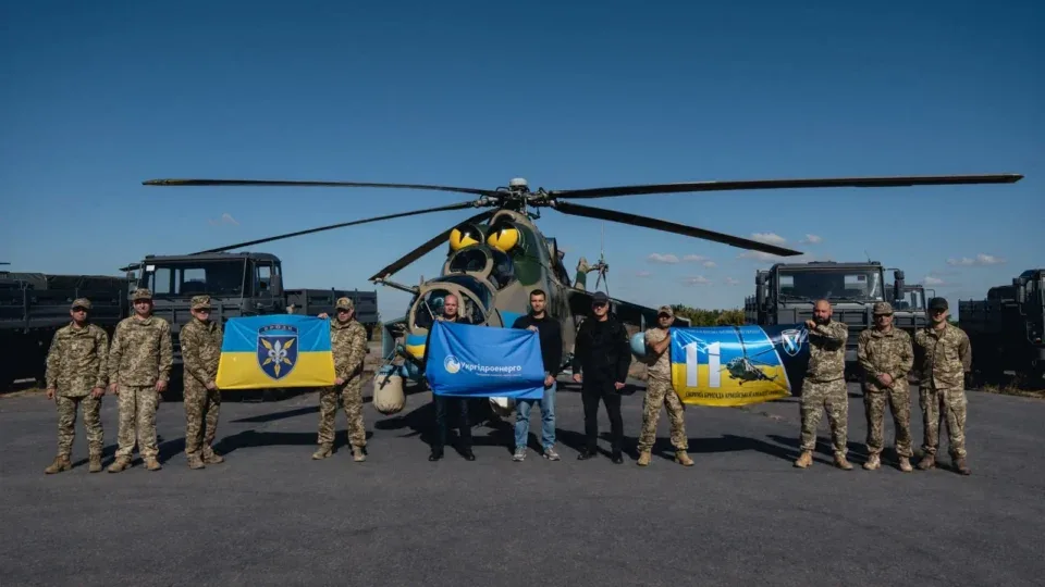 Армійська авіація отримала 10 вантажівок від Фонду Сергія Притули 