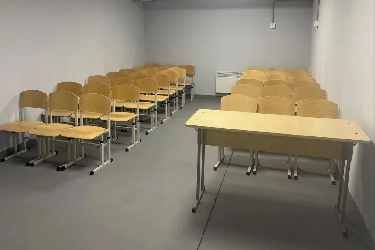 Як школам працювати під час тривалих тривог і відключень світла: рекомендації МОН