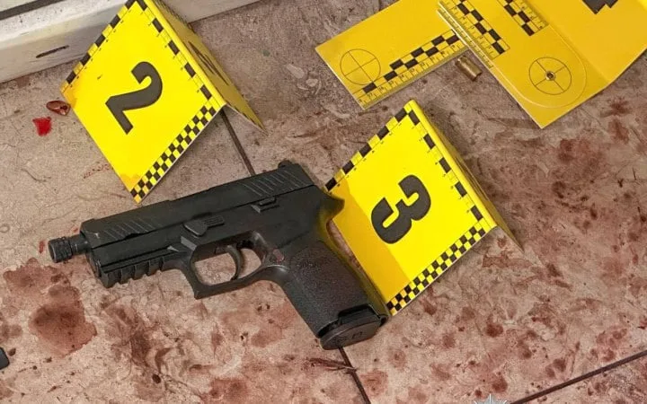 Стрілянина в Печерському ТЦК у Києві: Нападнику повідомили про підозру, йому загрожує довічне
