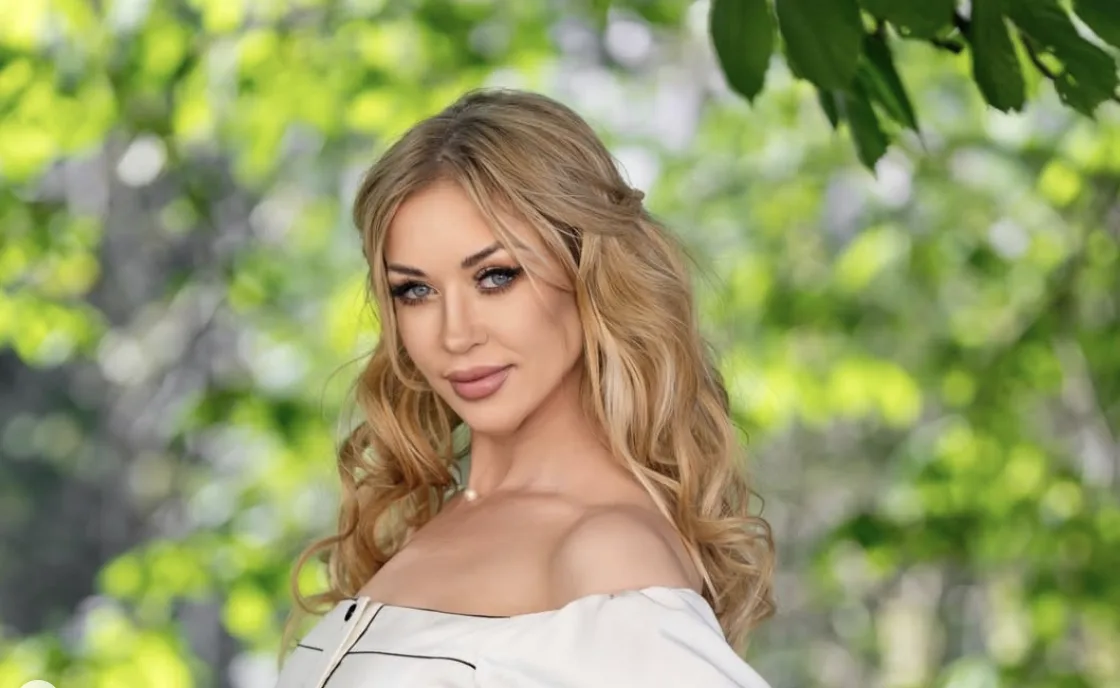 "Номер разнесли": Валевская рассказала о поездке Кузьмы и Козловского в Египет