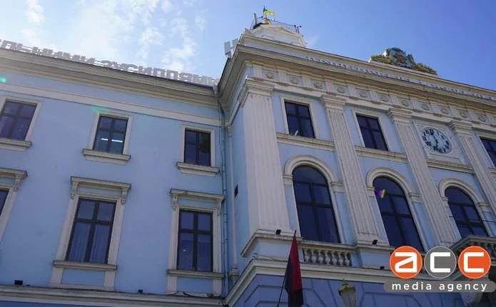 Чернівецька міськрада просить звільнити головного прокурора Буковини Артема Яся