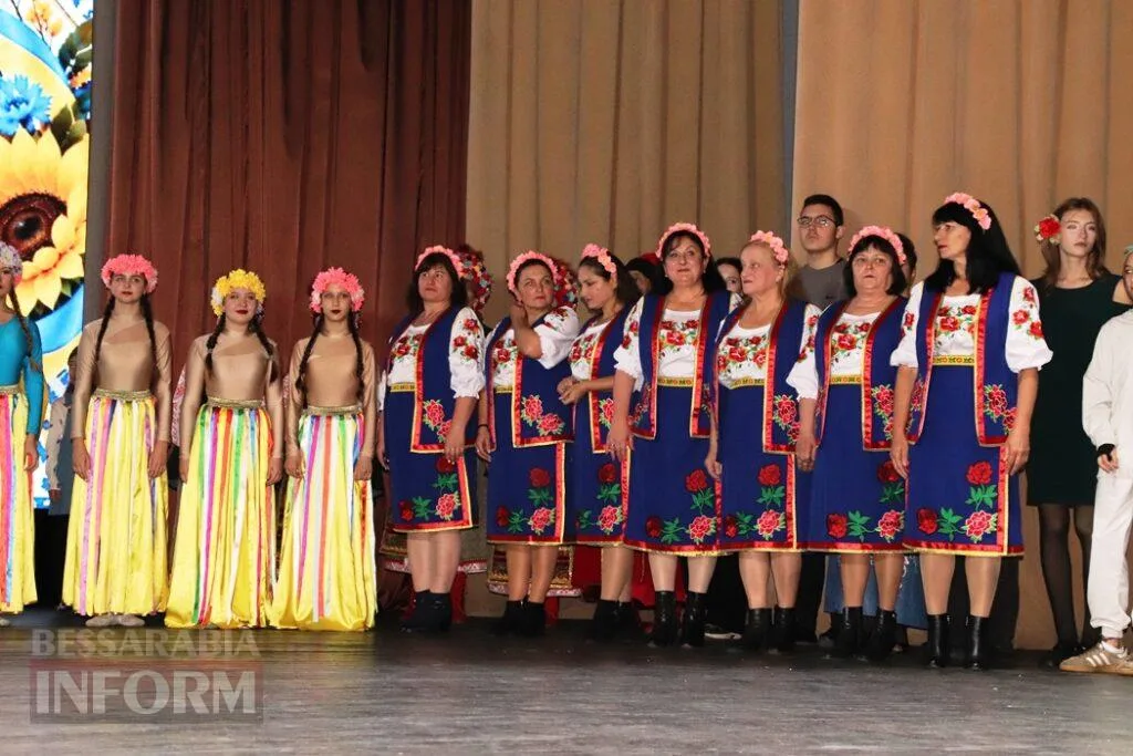 У Болграді говорили про українську ідентичність і співали про Україну: як минув районний форум