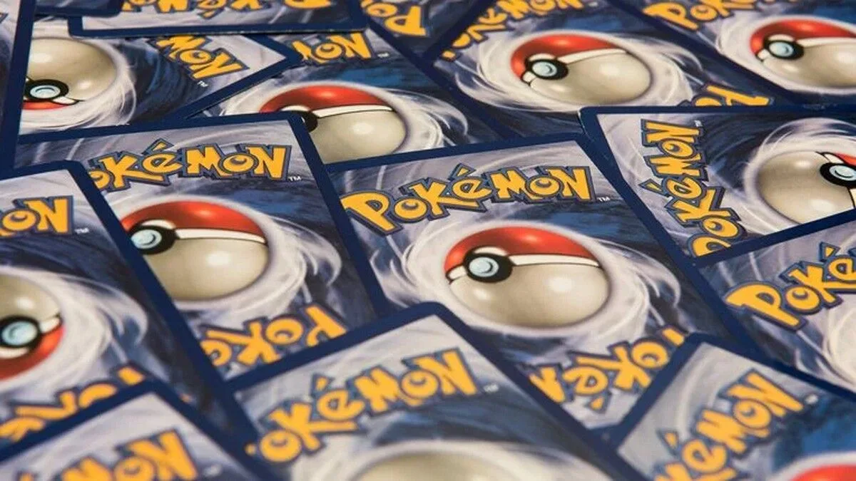 Карточки Pokémon принесли мальчику целое состояние: сколько он получил на аукционе