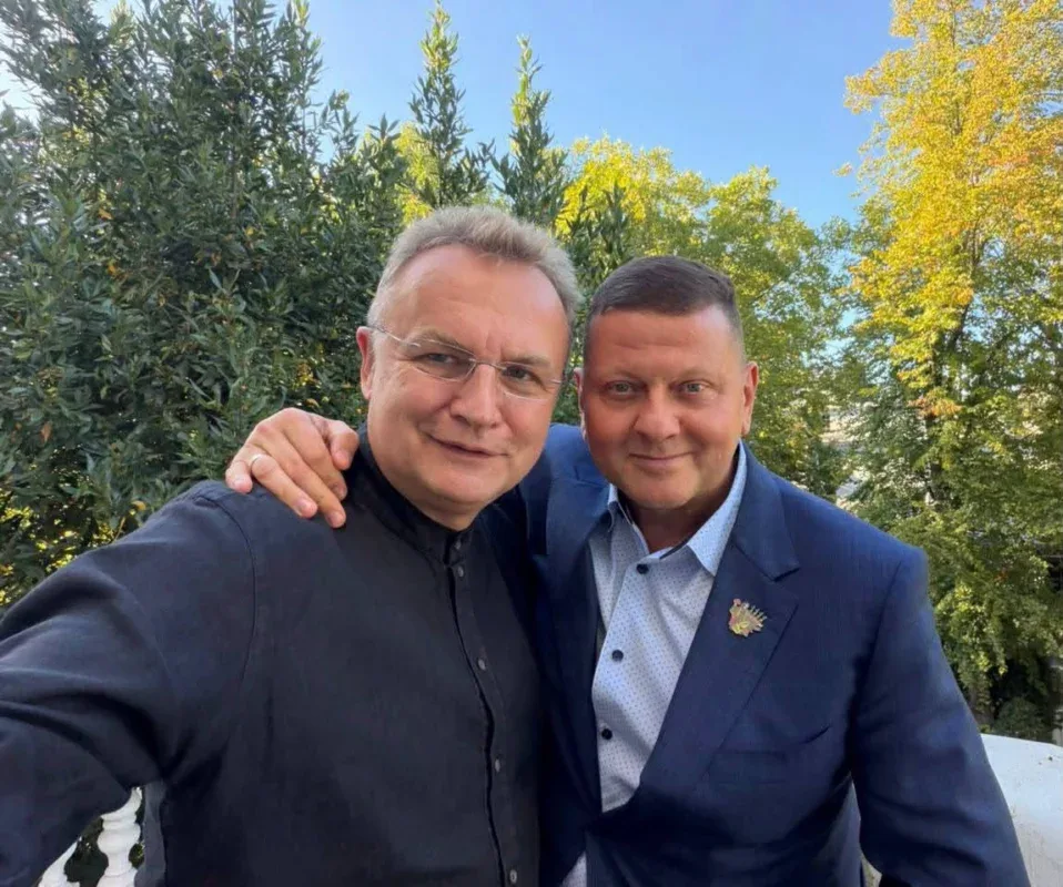 Садовий обвалить рейтинг Залужного у Львові
