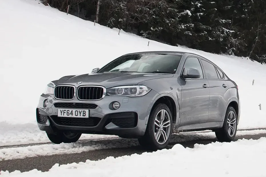 На Львівщині жінка “продала” чужий BMW X6 за 215 000 грн через OLX