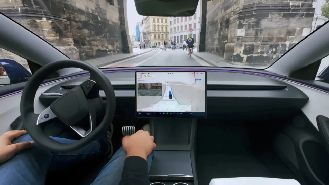 Tesla FSD во время тестов превышала скорость и нарушала другие правила