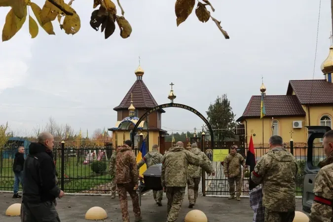 Помер через важку хворобу: на Волині попрощалися із Захисником Василем Муравчуком (фото)