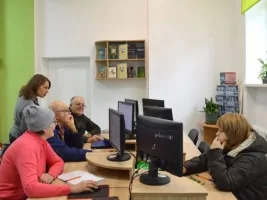 Безкоштовне навчання цифрових навичок триває в бібліотеках Олександрійської громади