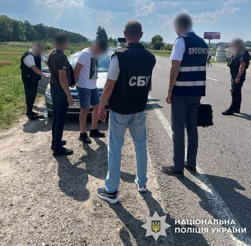 Жителю Самбора загрожує до 9 років в'язниці за переправлення чоловіка в Румунію