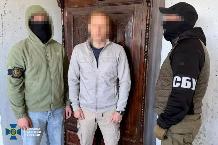 Затримано воїна елітної бригади ДШВ, який передавав росіянам дані про побратимів