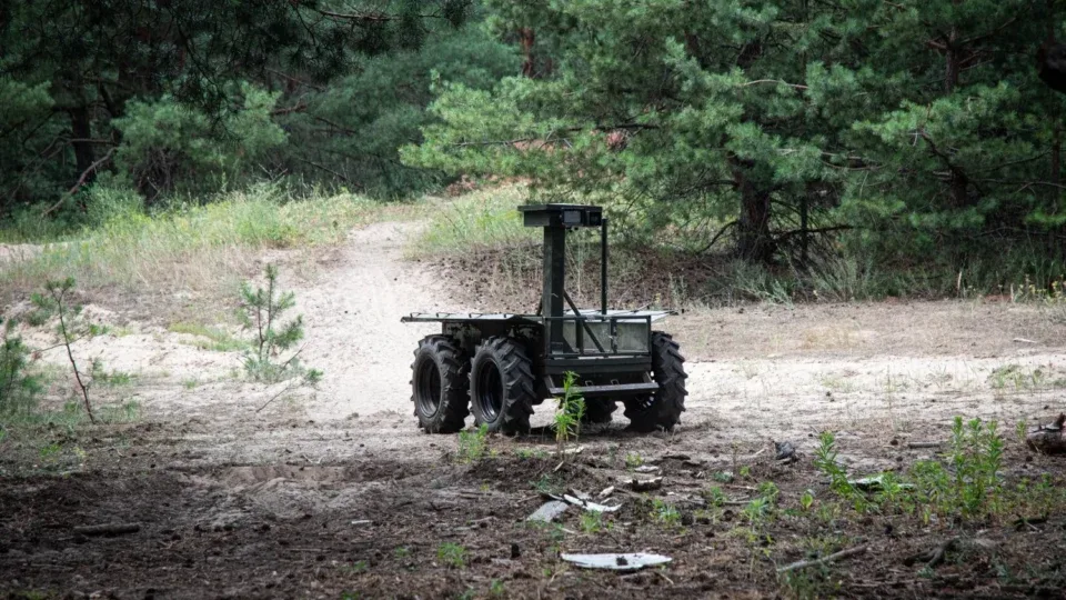 678 окупантів і 120 одиниць техніки за місяць: як дрони й НРК масштабують дистанційне мінування 