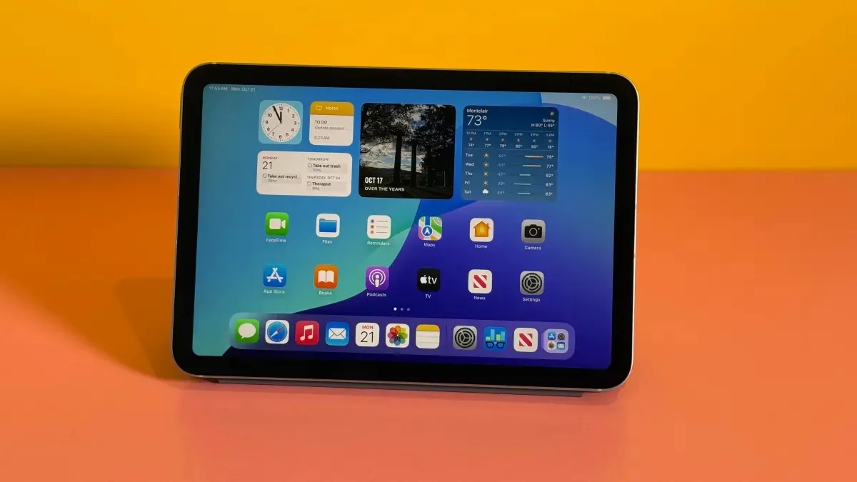 От MacBook Pro OLED до iPad mini 8: какие гаджеты Apple готовит в октябре (фото)