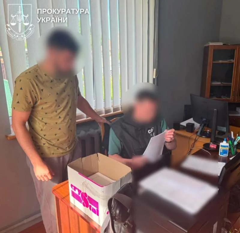 Деревину на десятки мільйонів вивозили з держпідприємства на Буковині