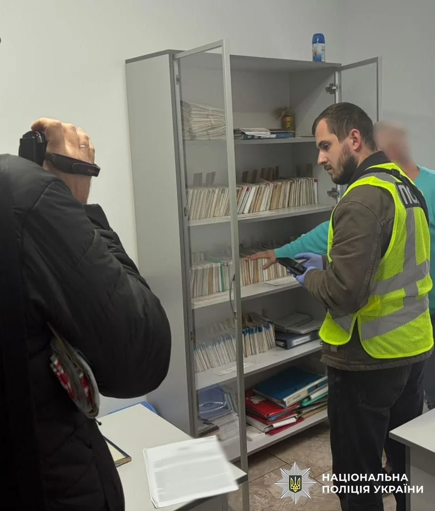 На Львівщині двох медпрацівниць підозрюють у збуті метадону - 4