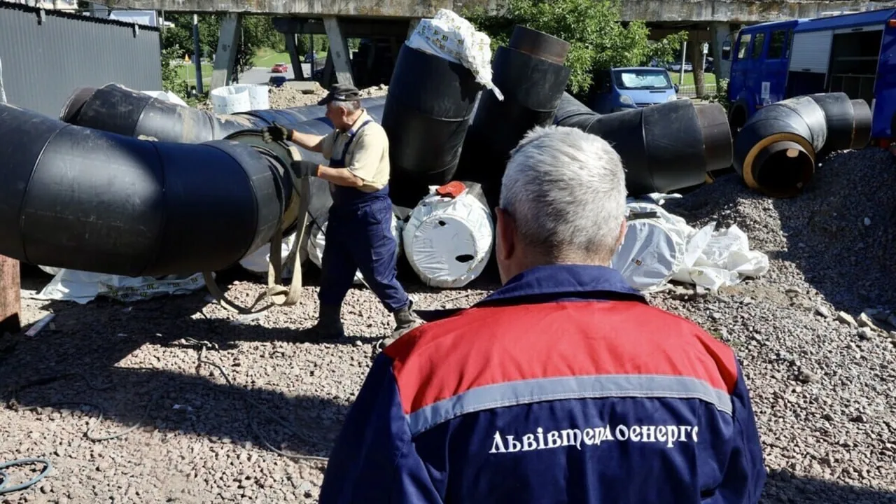 У Львові попереджають про загрозу опалювальному сезону через можливе скорочення бронювання працівників «Львівтеплоенерго»