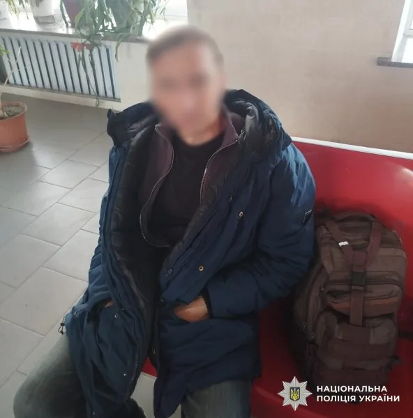 Мандрівник з Херсона виніс iPhone з магазину на Житомирщині