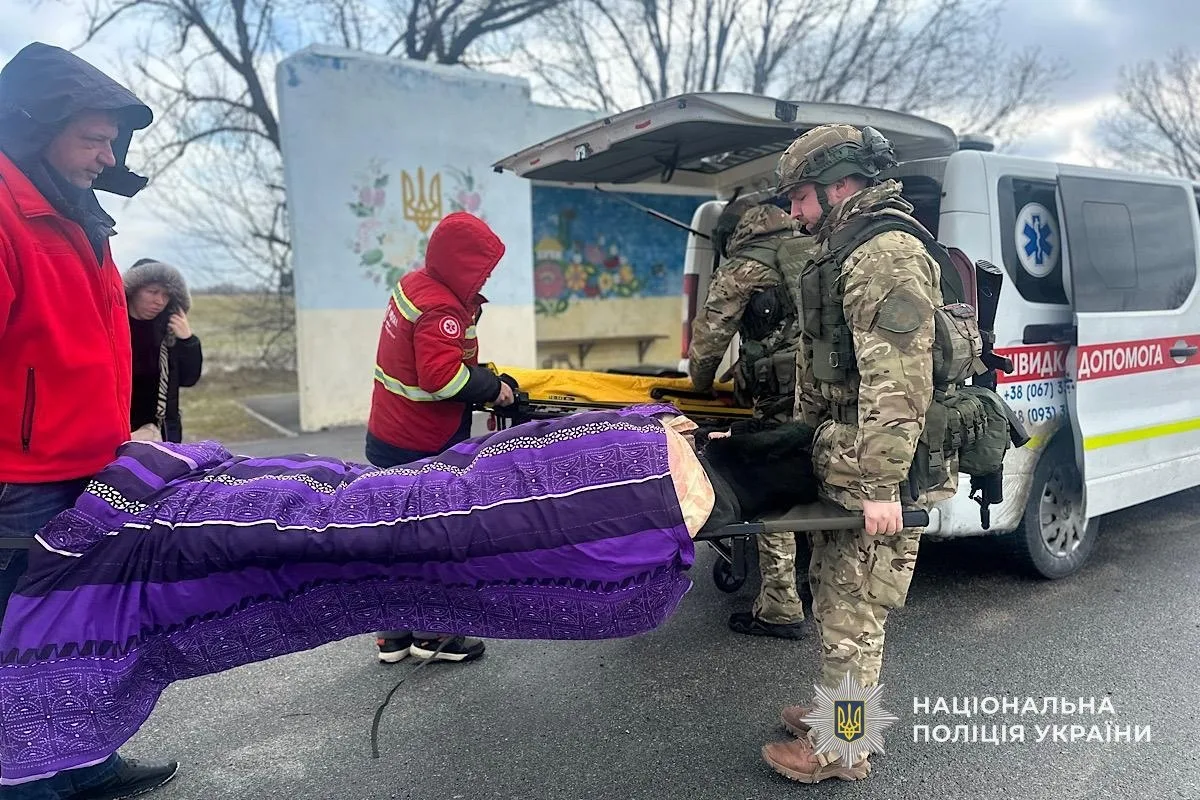 «Білі Янголи» за рік евакуювали з Нікопольського району майже півтисячі людей - 01.10.2026