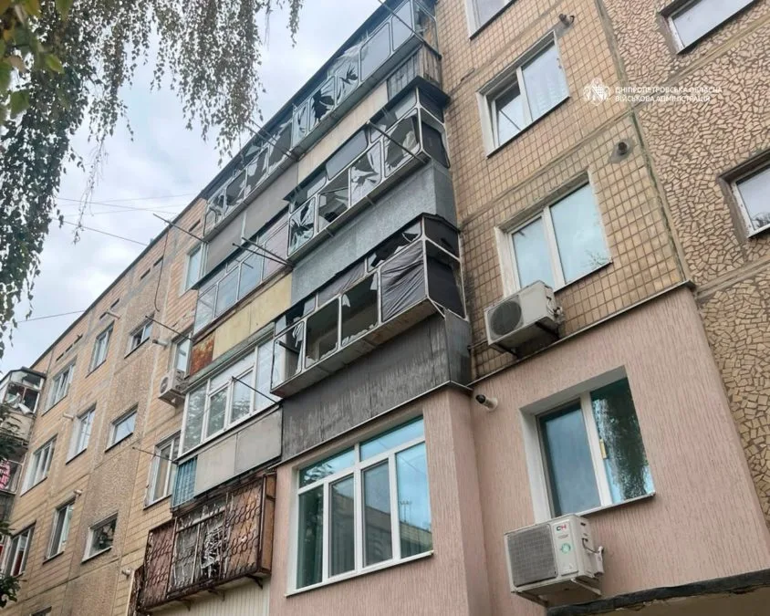Двоє людей загинули, ще двоє дістали поранень: понад 40 разів ворог атакував чотири райони Дніпропетровщини - 08.10.2026 Двоє людей загинули, ще двоє дістали поранень: понад 40 разів ворог атакував чотири райони Дніпропетровщини - 08.10.2026