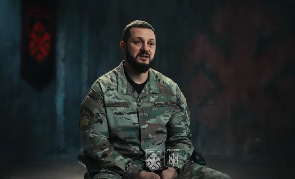 Ігор (Корнет) Оболєнський, командир 2-го корпусу Національної гвардії України "Хартія", у документальному фільмі "Ґреґіт. Командир Чорного лісу".