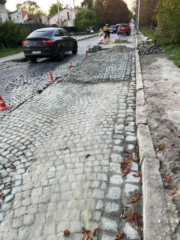 У Львові ремонтують вулицю Замарстинівську