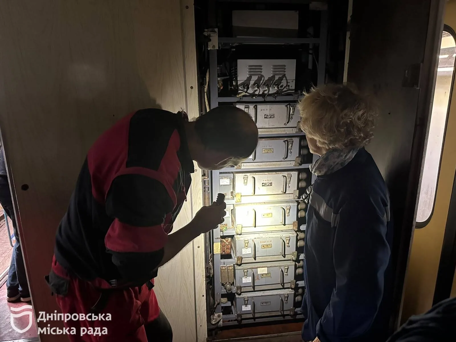 У Дніпрі проводять осінній огляд вагонів метро - 23.10.2026
