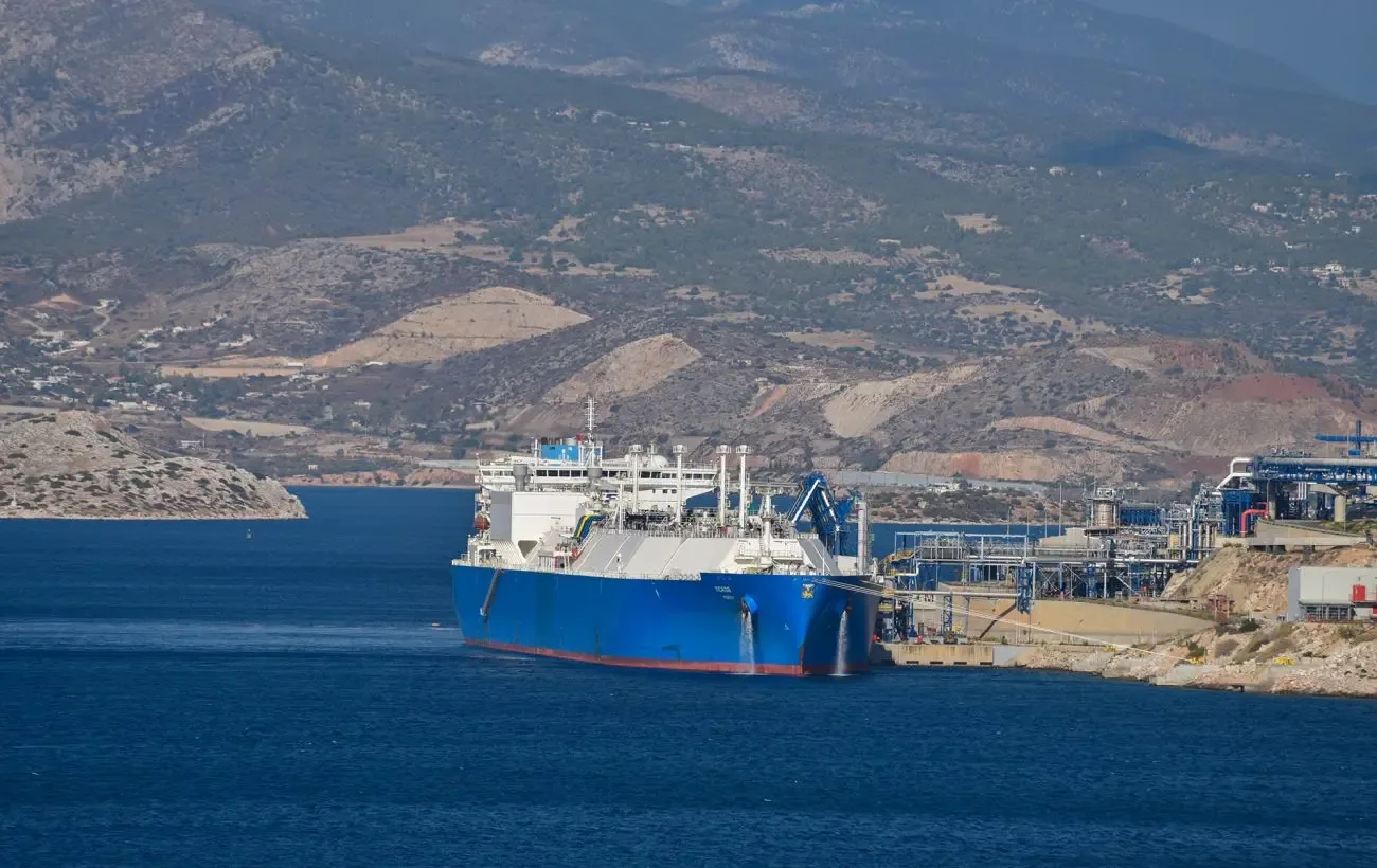 Росія заробила на нафті рекордну суму з початку «великої війни» в Україні, — Bloomberg