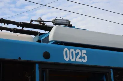 Тролейбус «Дніпро» в Миколаєві, переобладнаний для автономного руху на 20 км