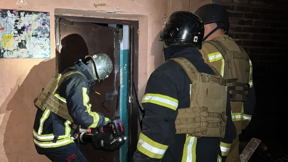 Внаслідок російської атаки у Запоріжжі загинула жінка, ще двоє людей постраждали