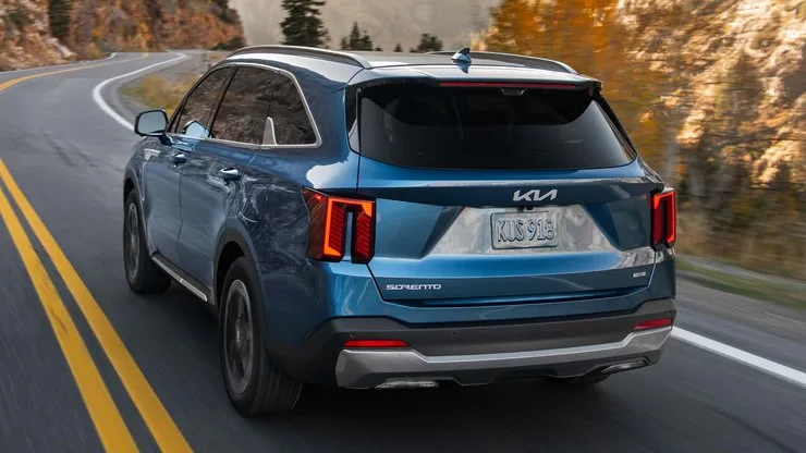 Автомобиль Kia Sorento Hybrid 2027 года