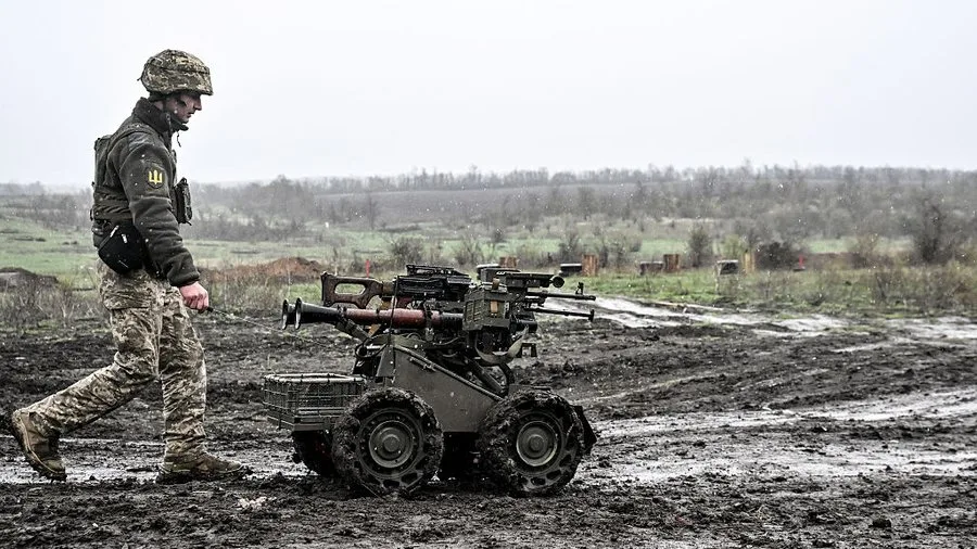 Понад 170 учителів із Буковини долучилися до Сил оборони: п’ятеро загинули