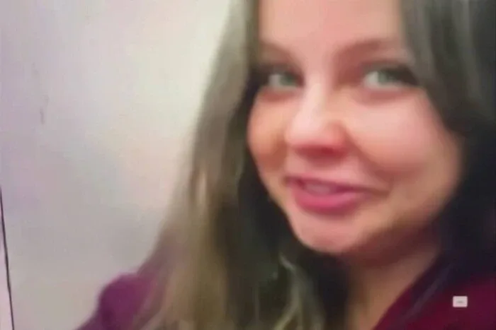 Блогерка Роговенко вийшла на звʼязок з ізолятору після арешту в США