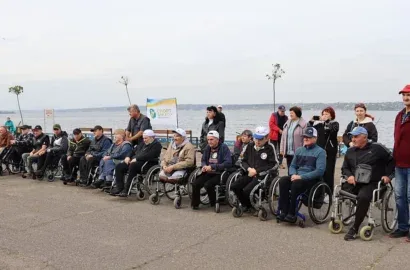 Змагання з риболовлі для людей на кріслах колісних у Миколаєві