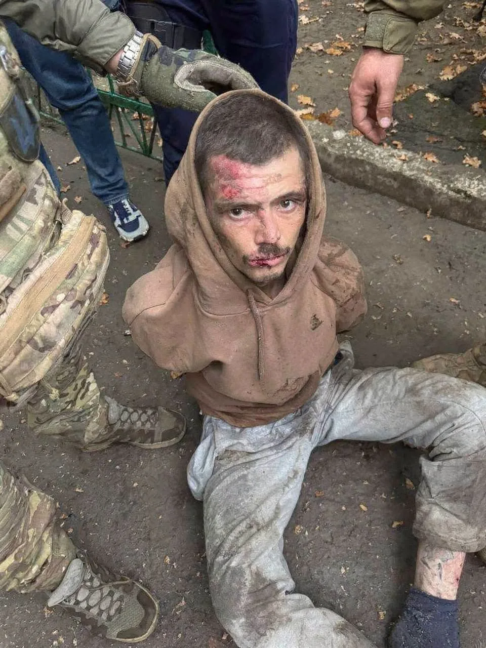 На околиці Харкова затримали росіянина, який розстріляв п'ятьох військовослужбовців та рибалку
