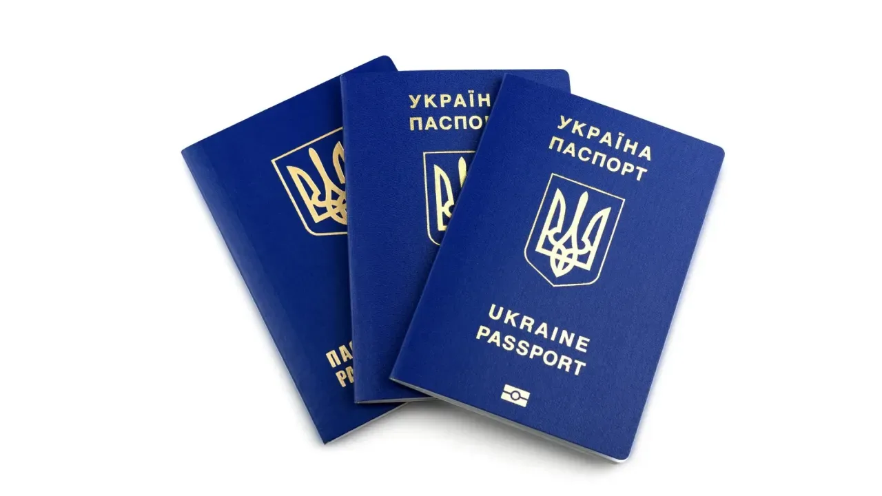 Змінили прізвище, але паспорт залишився старим: які проблеми можуть виникнути
