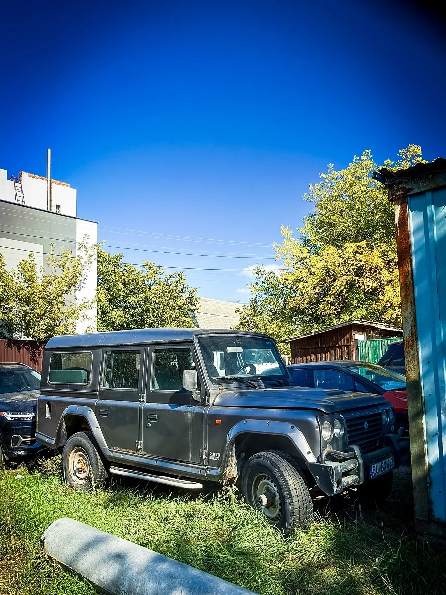 В Киеве заметили испанский аналог Land Rover Defender (фото)