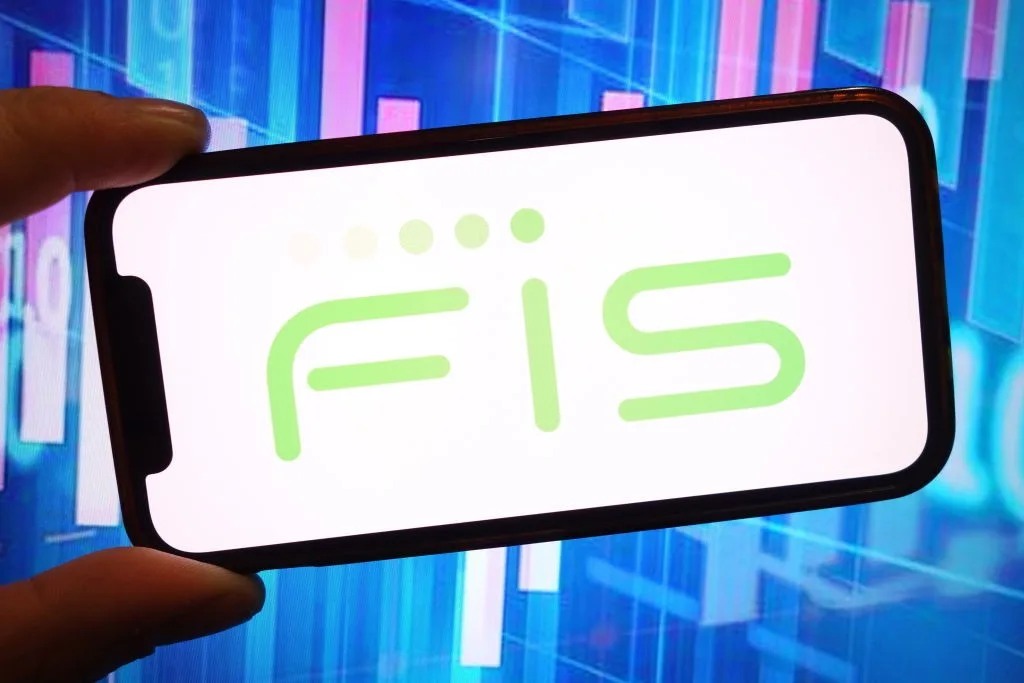 FIS представила ИИ-платформу для управления корпоративными финансами и прогнозирования рисков