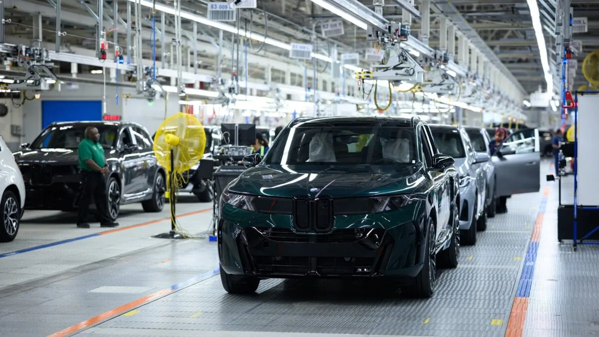 BMW сократит около 20% менеджеров и частично заменит их работу искусственным интеллектом