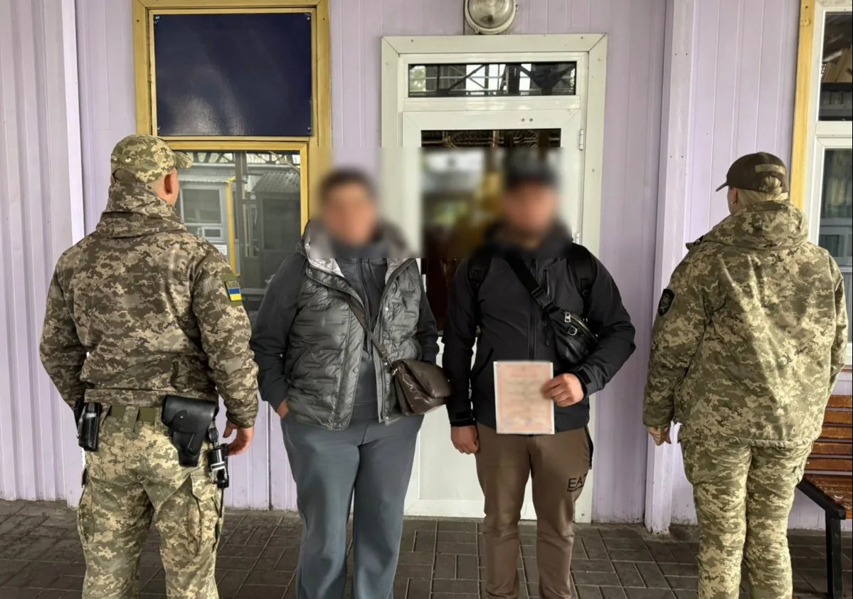 Фокус не пройшов: вінничанин одружився на майбутній тещі, яка мала інвалідність, щоб виїхати до Молдови. "Закохані" заплуталися у відповідях
