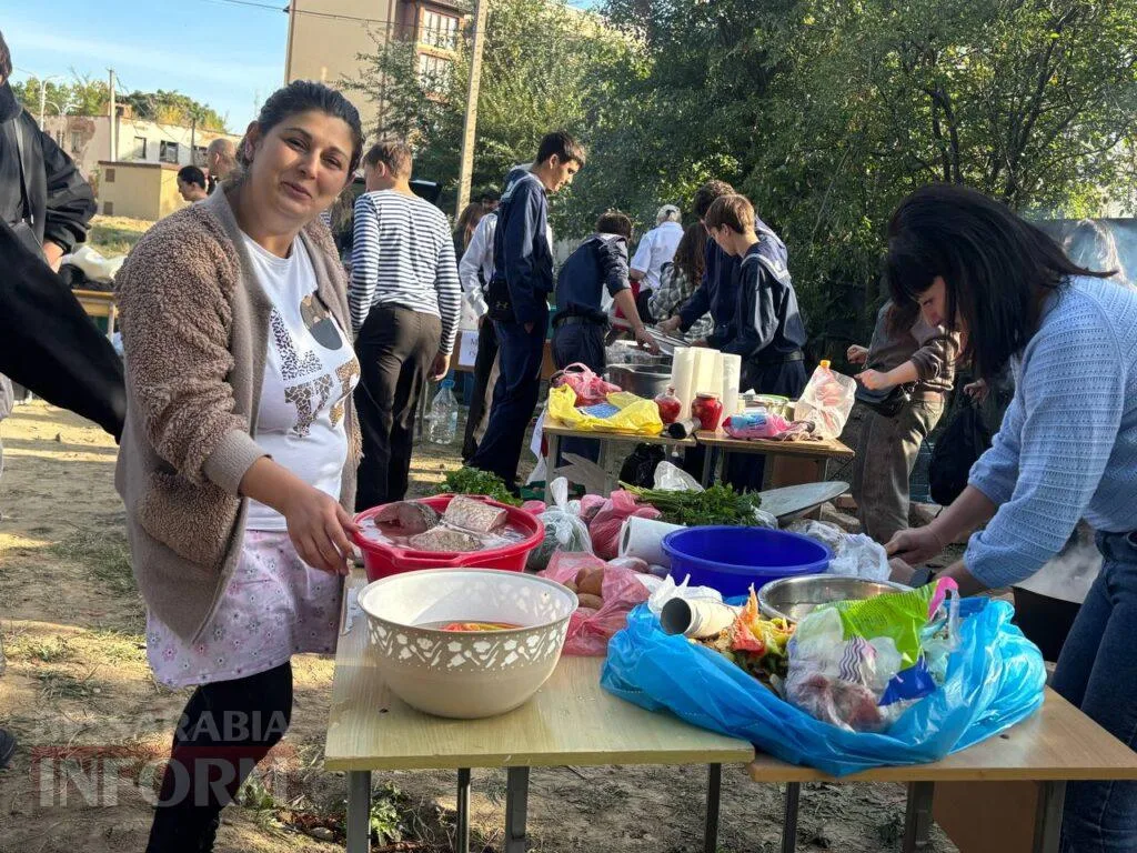 В Ізмаїлі відбувся колоритний благодійний фестиваль-ярмарок «Курсантська юшка»